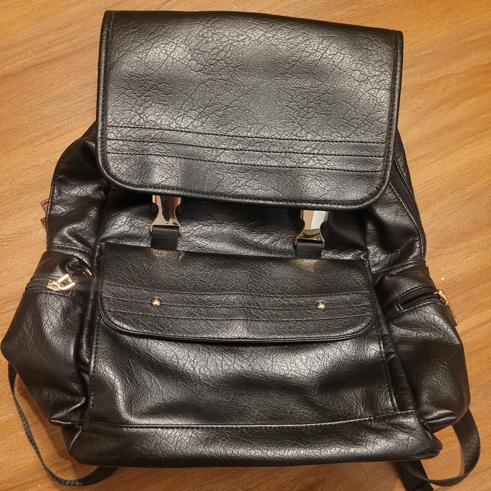 Black Backback